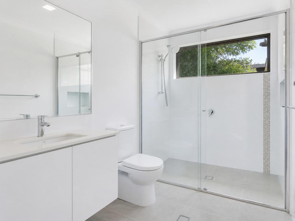 Bathroom Restoration after Brisbane Novashine Cleaning